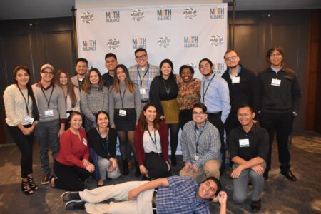 Large group of attendees at the 2019 Field of Dreams Conference.